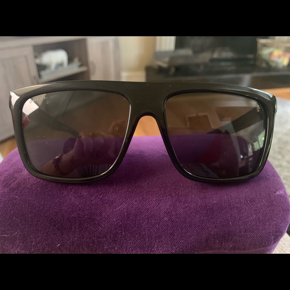 Men’s Gucci GG0748s Sunglasses - Picture 5 of 5